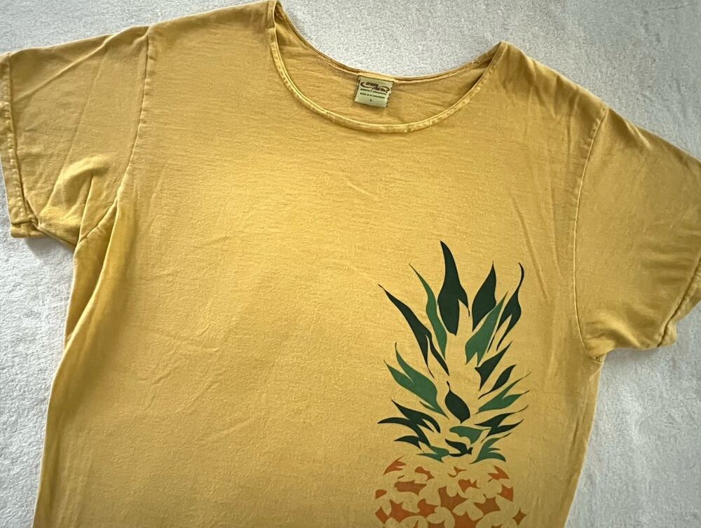 Vintage Crazy Shirts Dole Plantation Hawaii Pineapple Dyed T Shirt